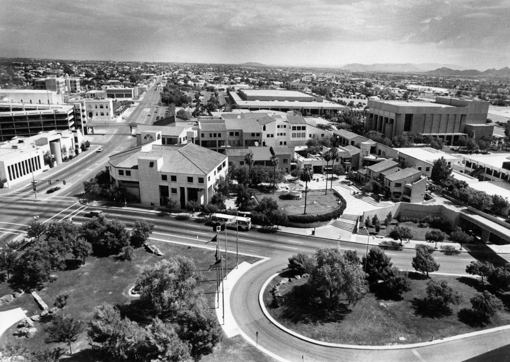 La Placita Village office complex